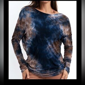 Savvi Athleisure Long Sleeve Tie Dye Open Back Tshirt Tee Brown Blue Pickleball